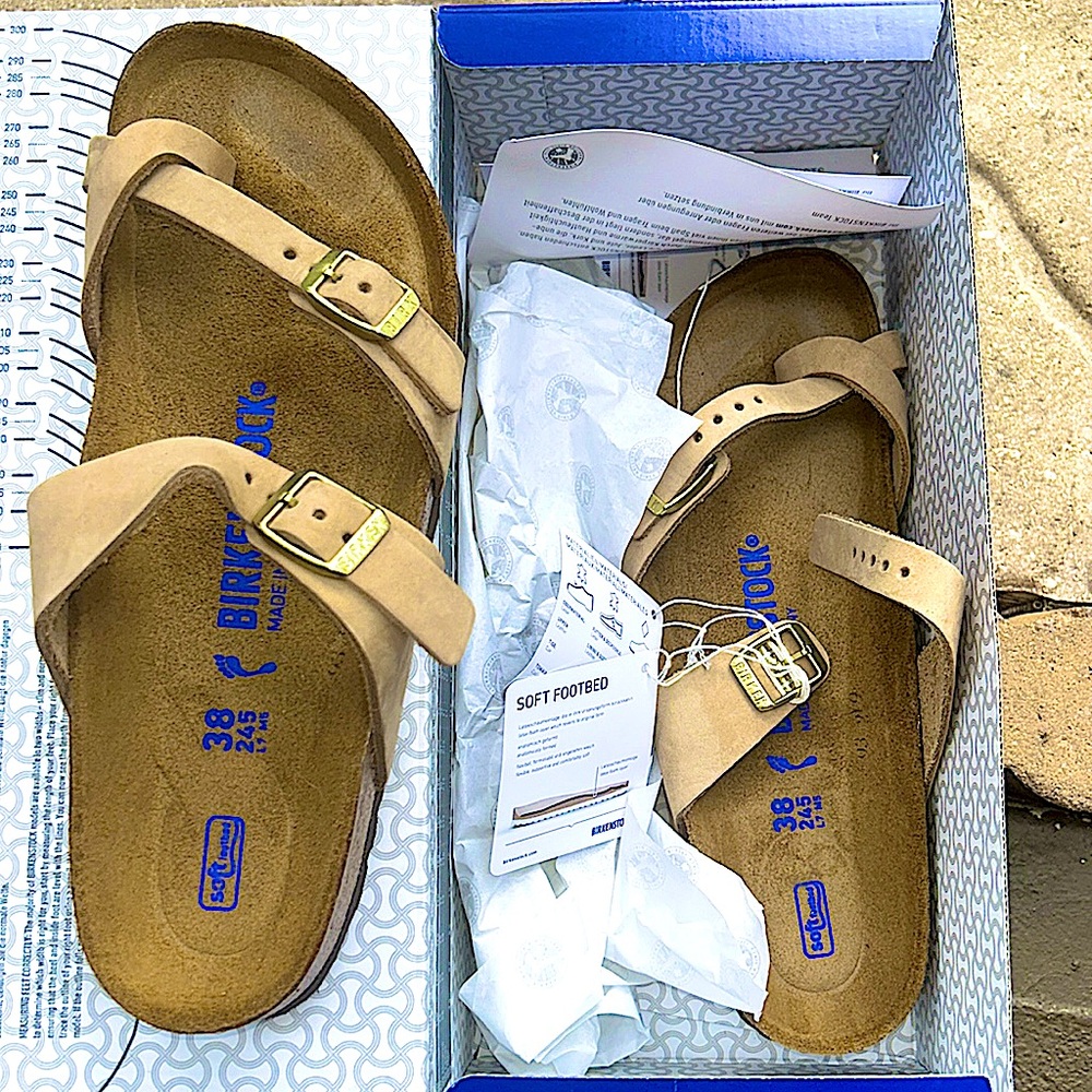 NWT SOLD OUT “SOFT FOOTBED” BIRKENSTOCK SANDCASTLE”MAYARI”NUBUK LEATHER SZ 7-7.5
